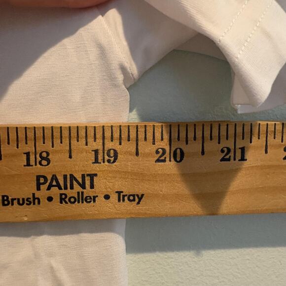 Bigger Than Basketball Shirt Mens Medium White Limited Edition MMXXI Graphic Tee - Picture 8 of 9